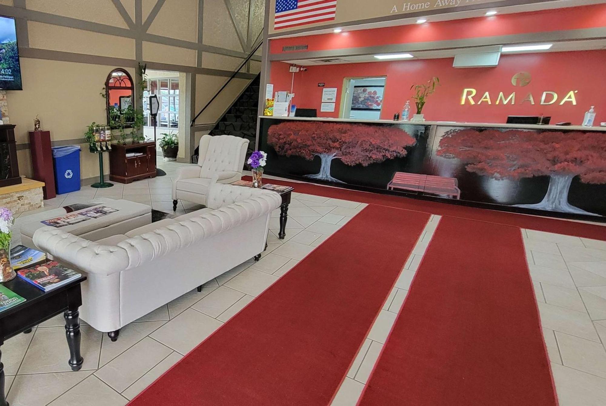 Ramada By Wyndham Маунтин-Хом Экстерьер фото